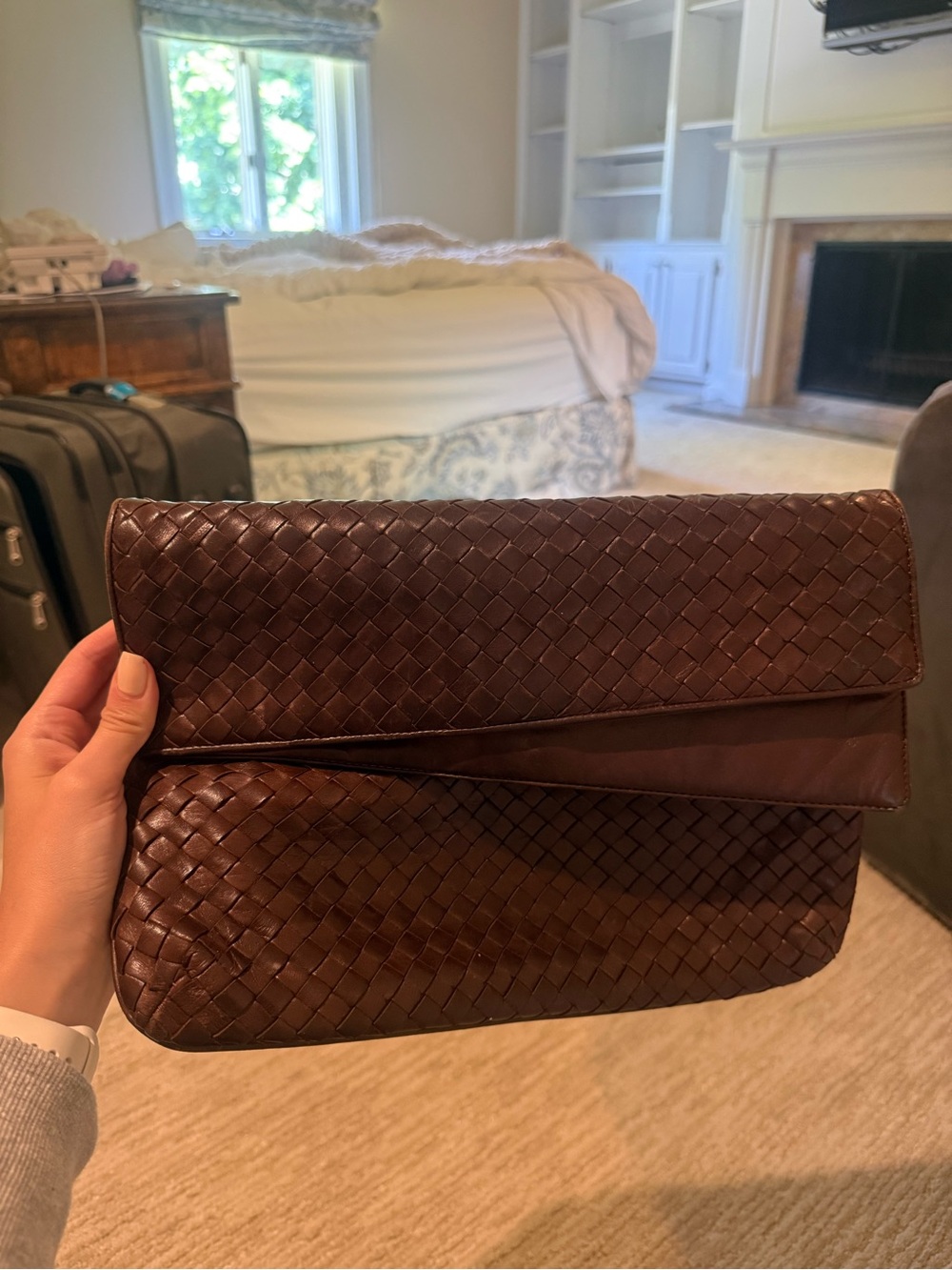 Bottega Veneta Woven Leather Fold-Over Clutch - Brown